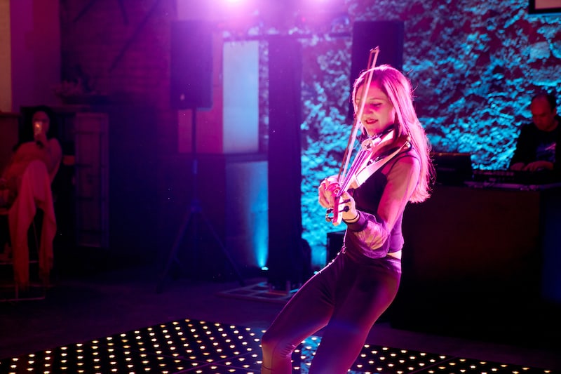 Energetic Electric Violin Show for Parties & Events